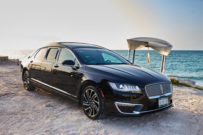 Lincoln Stretch Limo from Akumal to Cancun Airport - Booking and Price: A Balance of Cost and Luxury