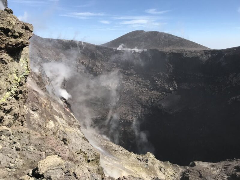 Linguaglossa: Mt Etna Summit Crater Hike with Optional 4x4 - FAQ