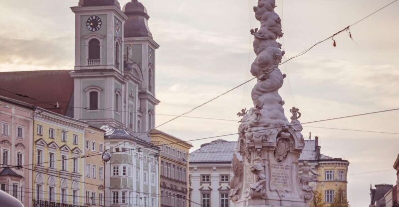 Linz Exploration: Private Walking Tour with Local Guide - Who Should Book This Tour?