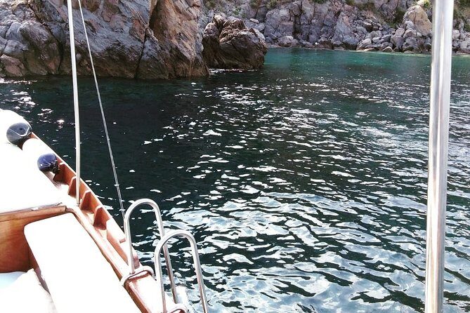 Lipari and Vulcano Private Boat Tour (7 hours) - The Sum Up