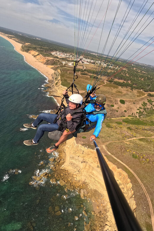 Lisboa: Paragliding Flight - Praia das Bicas - An In-Depth Look at the Paragliding Experience