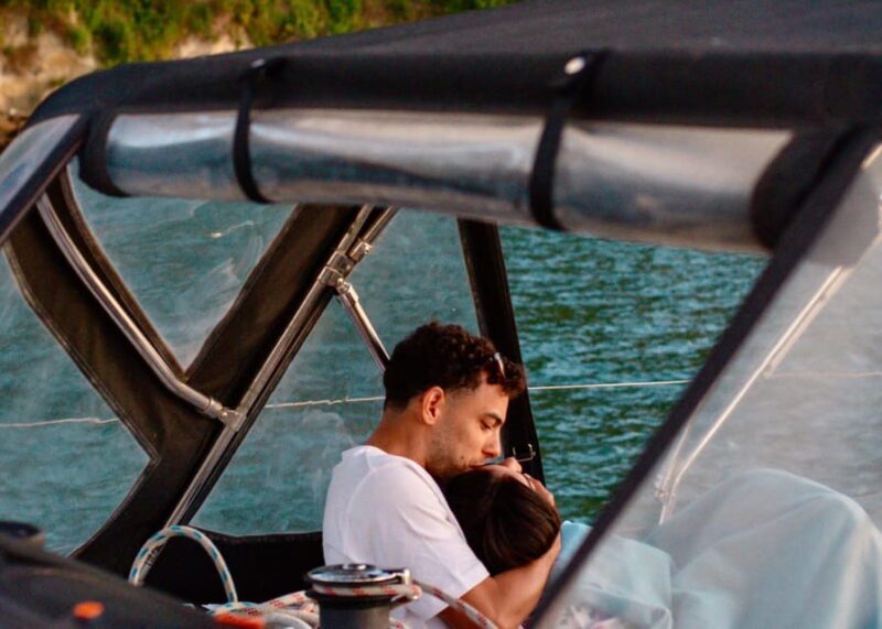 Lisbon 2 Hours Sailing Day Tour and Cruise With Drinks - Key Points