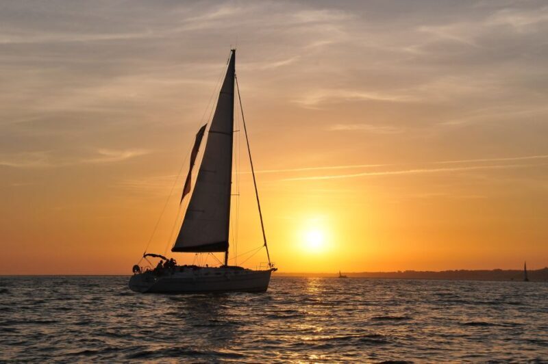 Lisbon 2H Private Tour by SAILBOAT / SAIL or POWER CATAMARAN - Final Thoughts