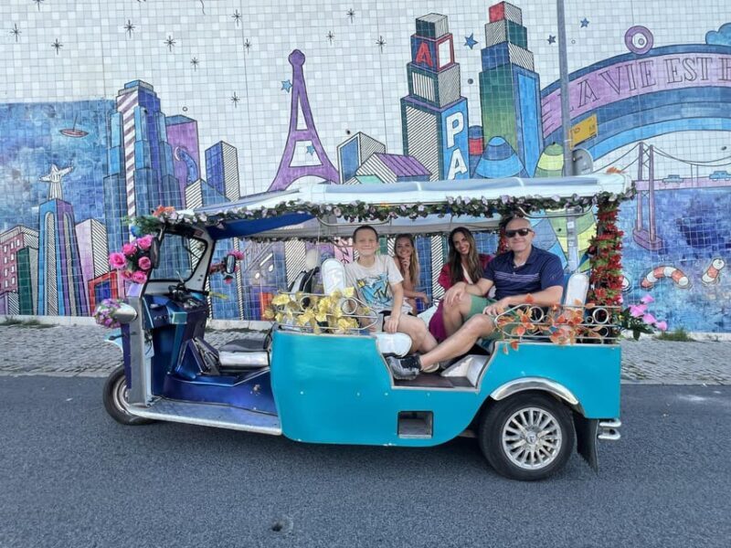 Lisbon: 3-HOUR Guided Tuk Tuk Tour in Old Town & City Center - Exploring Lisbon in a Tuk Tuk: What to Expect