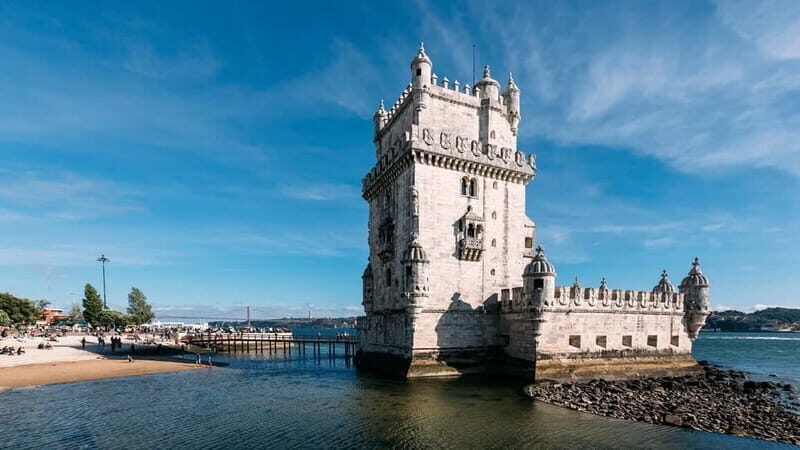 Lisbon: 3-Hour Private Sightseeing city Tour by Tuk Tuk . - Lisbon: 3-Hour Private Sightseeing City Tour by Tuk Tuk