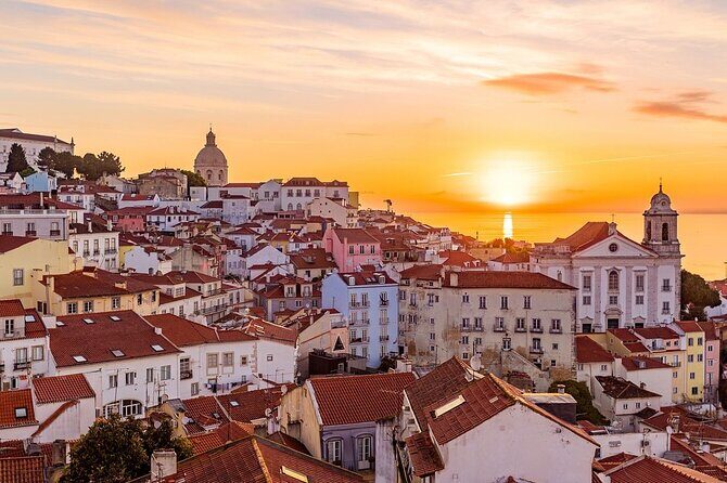 Lisbon Airport (LIS) Private Transfer to Lisbon City/Hotels - An Overview of the Transfer Experience