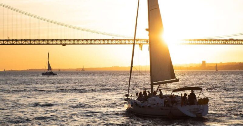 Lisbon: Alfama Charms, Tapas, Wine and Sunset Boat Cruise - Lisbon: Alfama Charms, Tapas, Wine and Sunset Boat Cruise — An Authentic Look