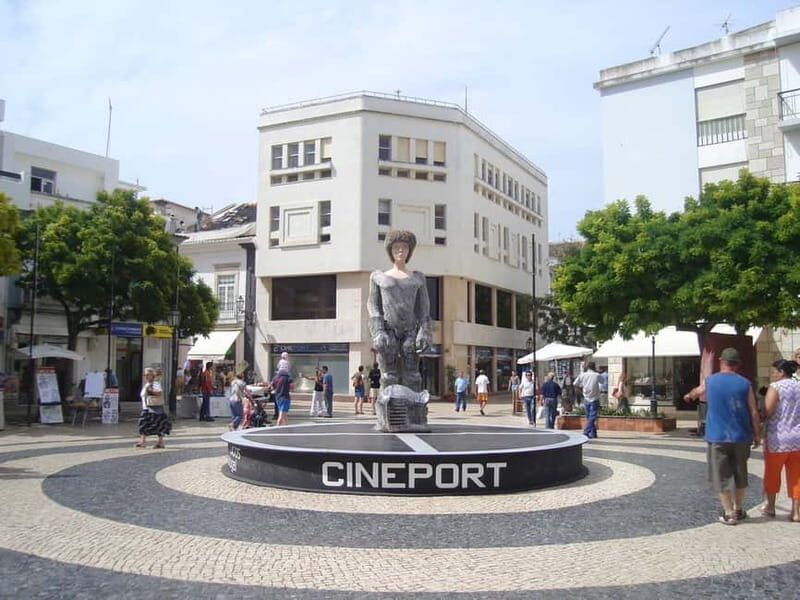 Lisbon: Algarve 3-Day Trip for Seniors with Hotels and Lunch - Day 1: From Lisbon to Sines and Lagos