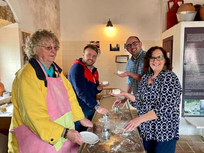 Lisbon: Azeitão Cheese Workshop with Wine & Food Tasting - Key Points