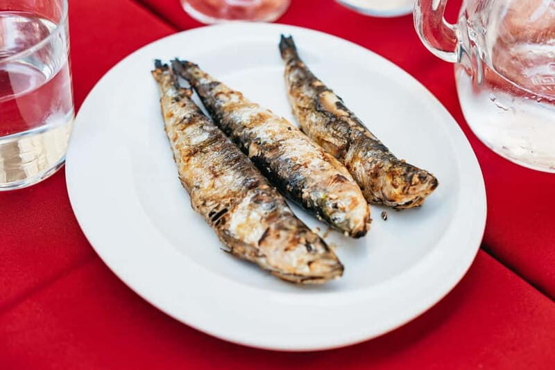 Lisbon: Baixa District Food Tour with Dinner and Drinks - Key Points