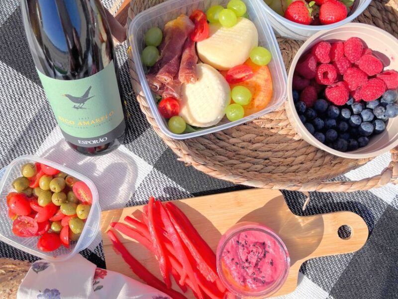 Lisbon: Beach Brunch Picnic with Set-Up and Transfers - FAQ