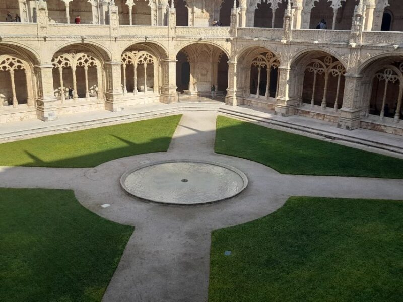 Lisbon: Belem Private Tuk-Tuk Tour for 2 hours - Key Points