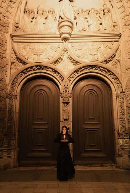 Lisbon by Night: Guided Walking Tour - The Unholy Secrets - Key Points