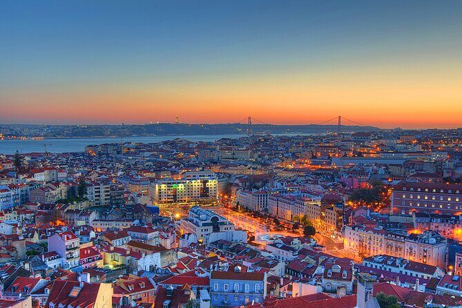 Lisbon by Night Private Tour with Dinner and Fado Show - What We Love About This Tour