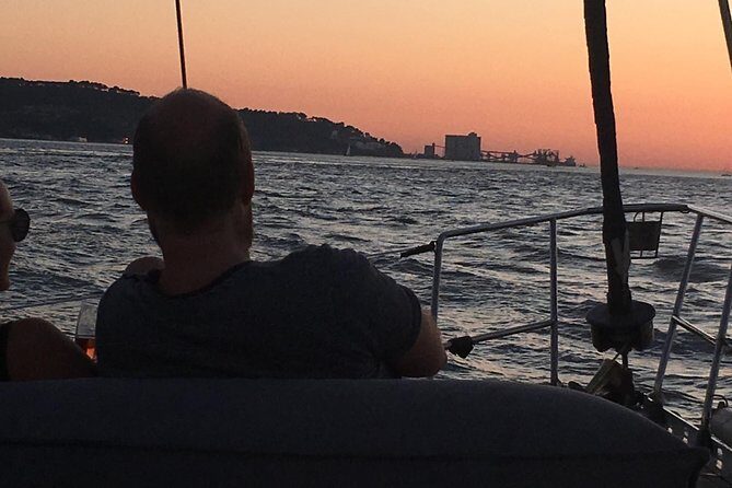 Lisbon by Night Sailing Tour with White or Rosé Wine & Light Snacks - What the Reviews Say