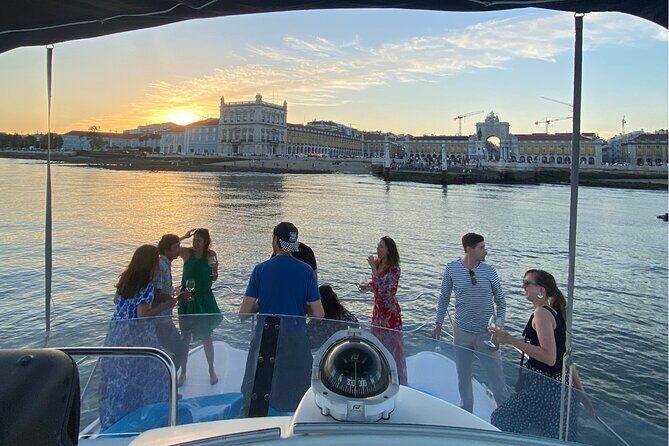 Lisbon: Catamaran Luxury Sunset and Wine Tour - Value for Money