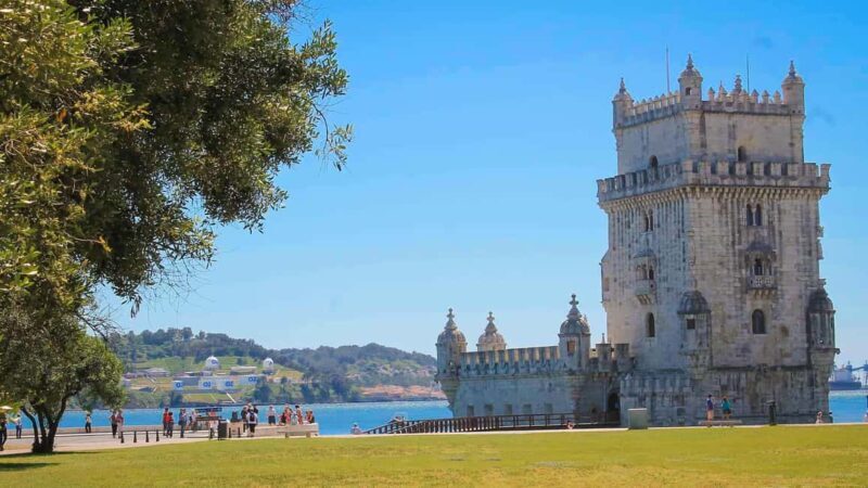 Lisbon City Overview with Tuk Tuk - Key Points