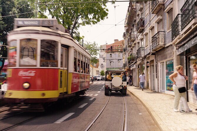 LISBON DAILY TOUR in a Vintage Jeep with FOOD & DRINK Tastings - Iconic Landmarks and Cultural Icons