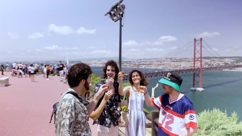 LISBON DAILY TOUR in a Vintage Jeep with FOOD&DRINK Tastings - Who Will Love This Tour?
