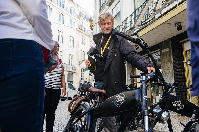 Lisbon E-Bike Tour Commerce Square, Mouraria and Alfama - Detailed Breakdown of the Itinerary