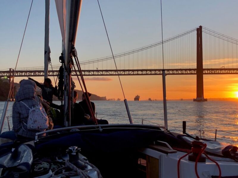 Lisbon: Enjoy a Sunset or Night Tagus River Sailboat Cruise - FAQ
