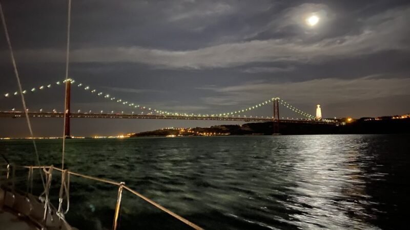 Lisbon: Exclusive Night Tour - FAQ