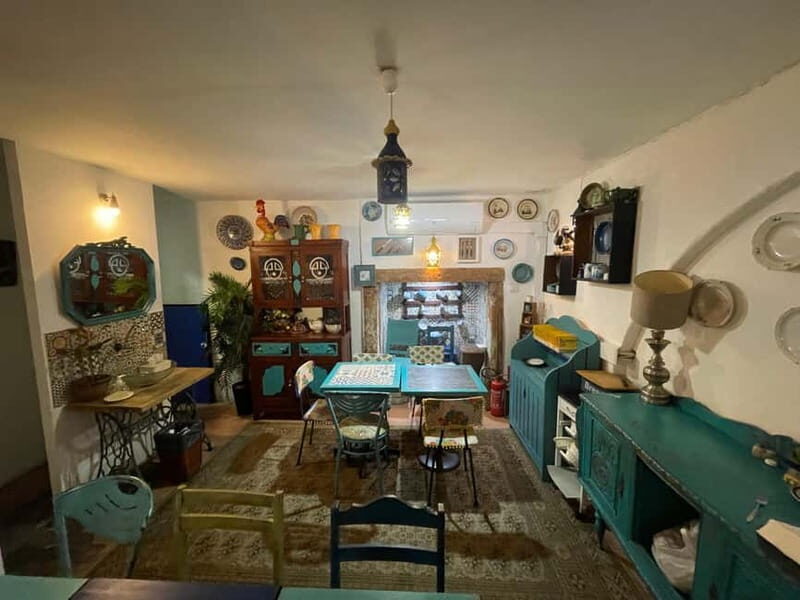 Lisbon: Fado Dinner Show with Traditional Portuguese Cuisine - FAQ