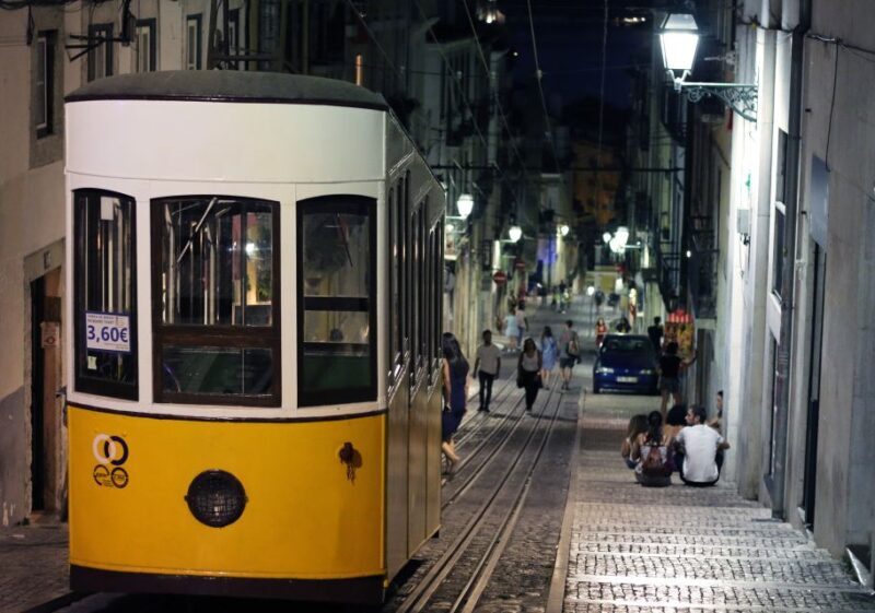 Lisbon: Fado Vadio Tour with Portuguese Tapas - Why This Tour Offers Great Value