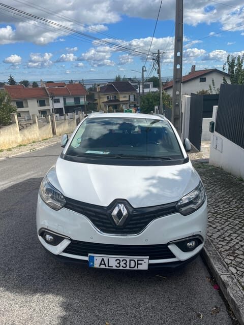 Lisbon: Fátima Day Tour with Private Car - Key Points