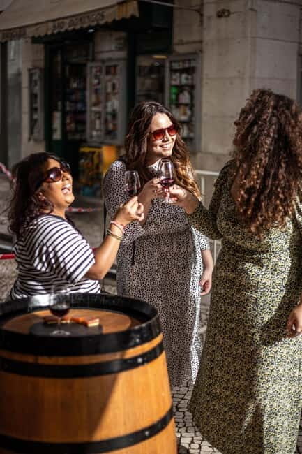 Lisbon: Food Tasting Tour by Tuk Tuk with 2 Stops - The Guides: Insightful and Approachable