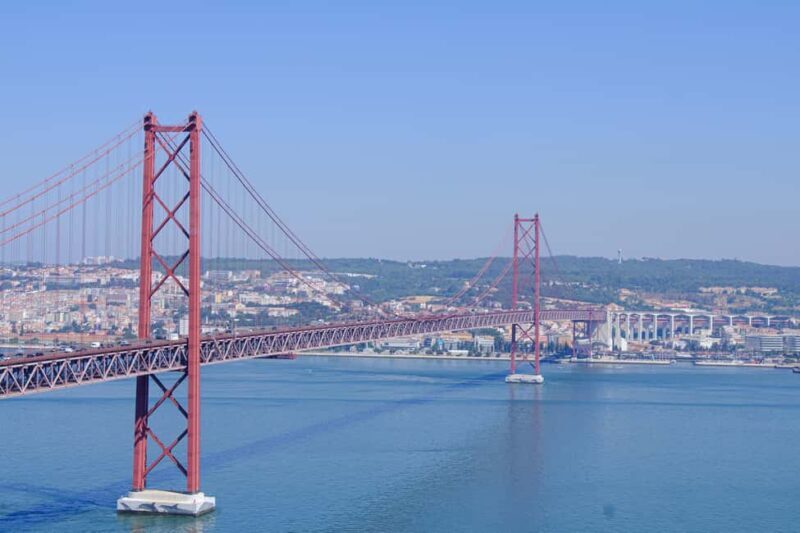 Lisbon Full Day Experience on comfortable minivan - FAQ