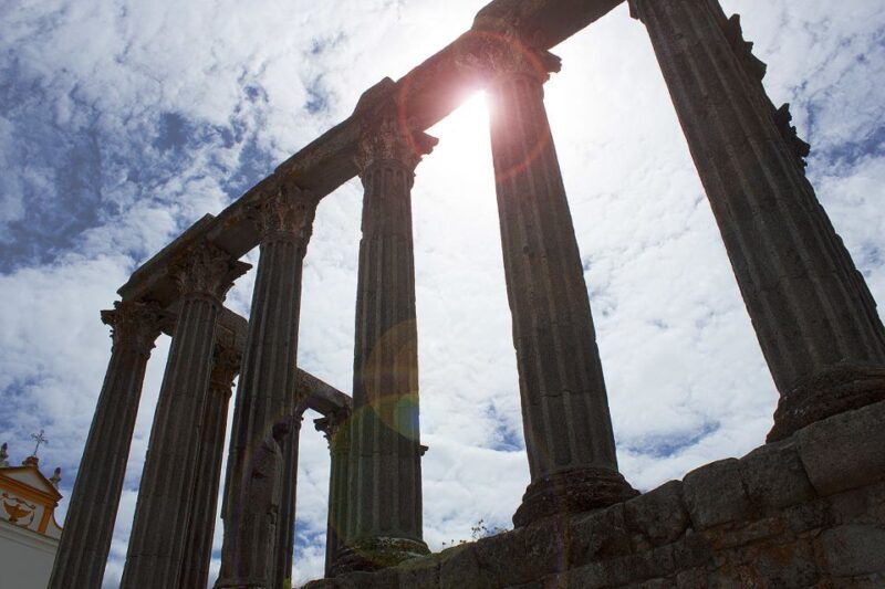 Lisbon: Full-Day Private Tour to Evora and Arraiolos - The Charm of Arraiolos and Its Tapestries