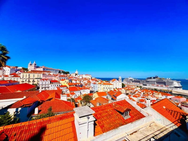 Lisbon: Guided Sightseeing Tour by Tuk Tuk - Key Points