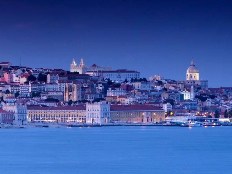 Lisbon Half-Day or Full-Day Small-Group Guided Tour - Who Should Consider This Tour?