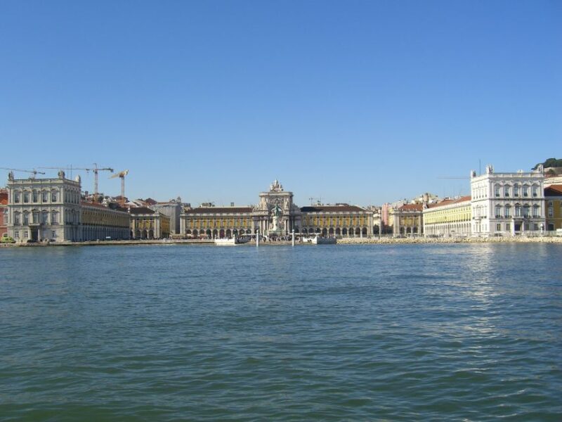 Lisbon Half-Day or Full-Day Small-Group Guided Tour - The Sum Up