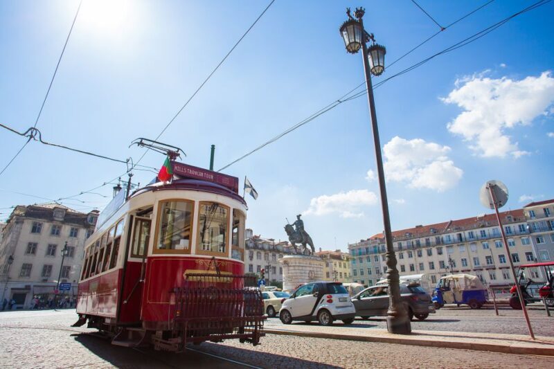Lisbon: Hills Red Tram Tour by Tram 28 Route 24-Hour Ticket - Practical Tips for a Smooth Experience