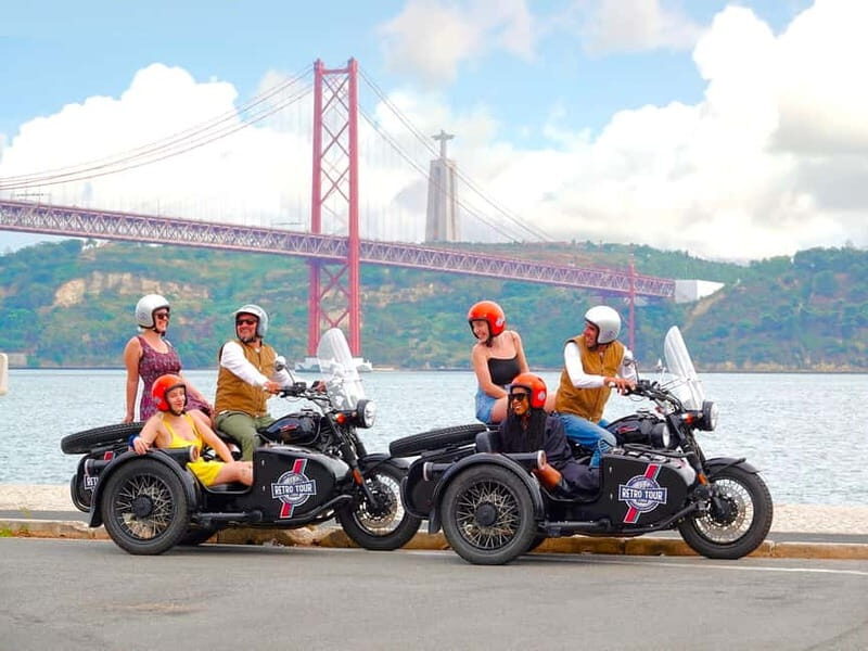 Lisbon : Historic Motorcycle Side-car Tour 1H - Key Points