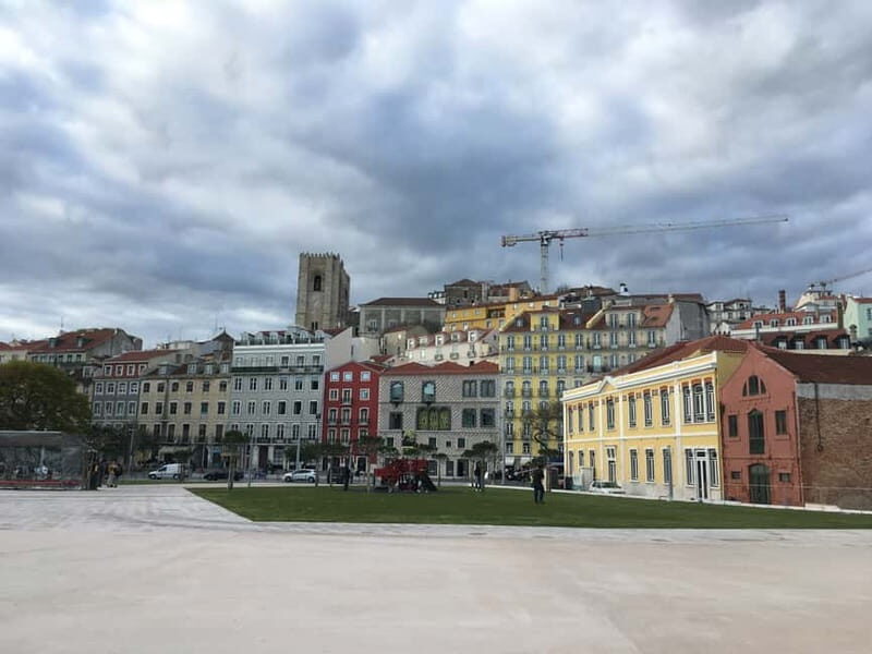 Lisbon Honda Pcx 125cc Rental from 4Hours-7 Days - FAQs