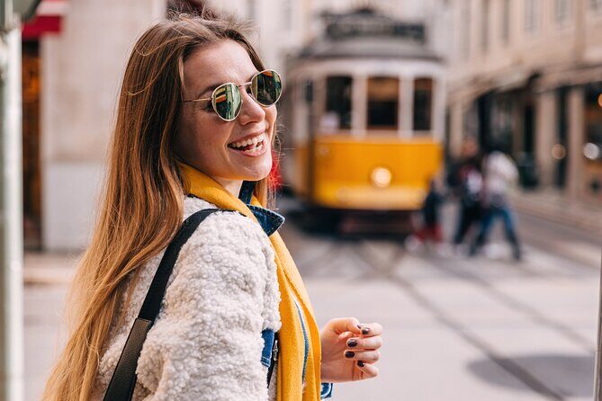 Lisbon Instagram Hotspots Photo Tour - Key Points