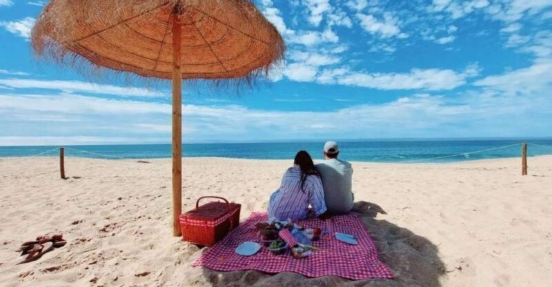 Lisbon: Jeep Beach Tour to Arrábida & Sesimbra with Picnic - Who Is This Tour Perfect For?