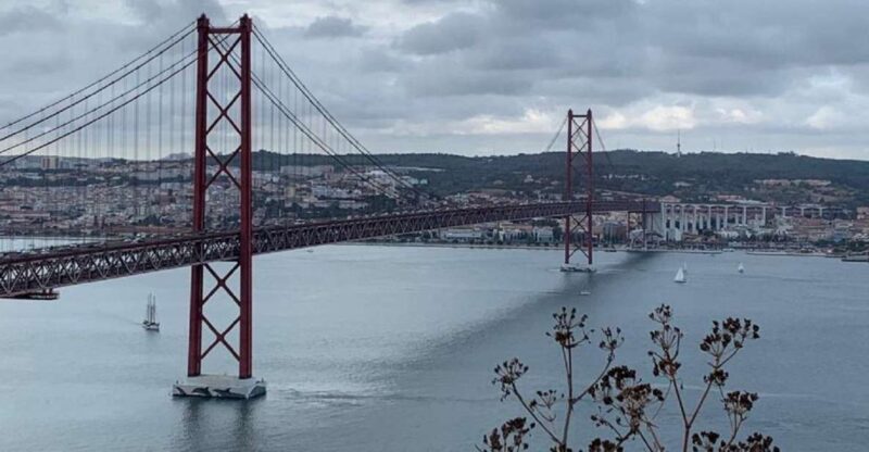 Lisbon: Karting on the Southside of the Tagus River - Key Points