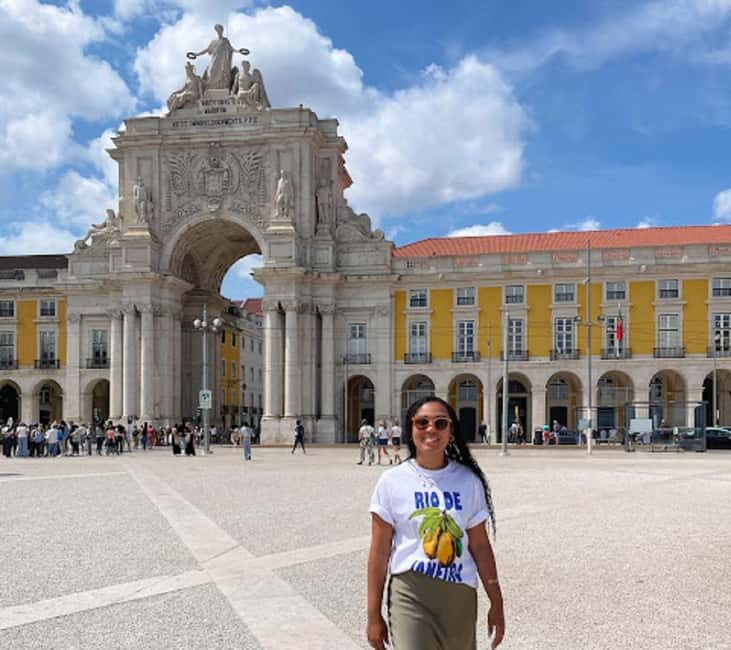 Lisbon: Learn Portuguese While Tasting Guided Walking Tour - Practical Aspects and Value