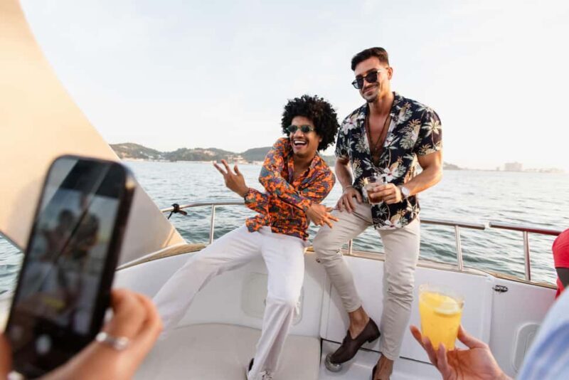 Lisbon Luxury Lounge Cruise: Sangria, Pizza & Open Bar - Authenticity and Value