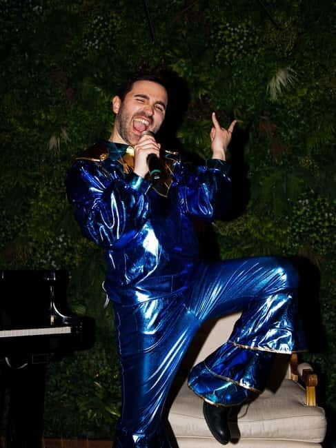 Lisbon: Mamma Mia Station Dinner Show with Drinks - An In-Depth Look at the Lisbon Mamma Mia Station Dinner Show