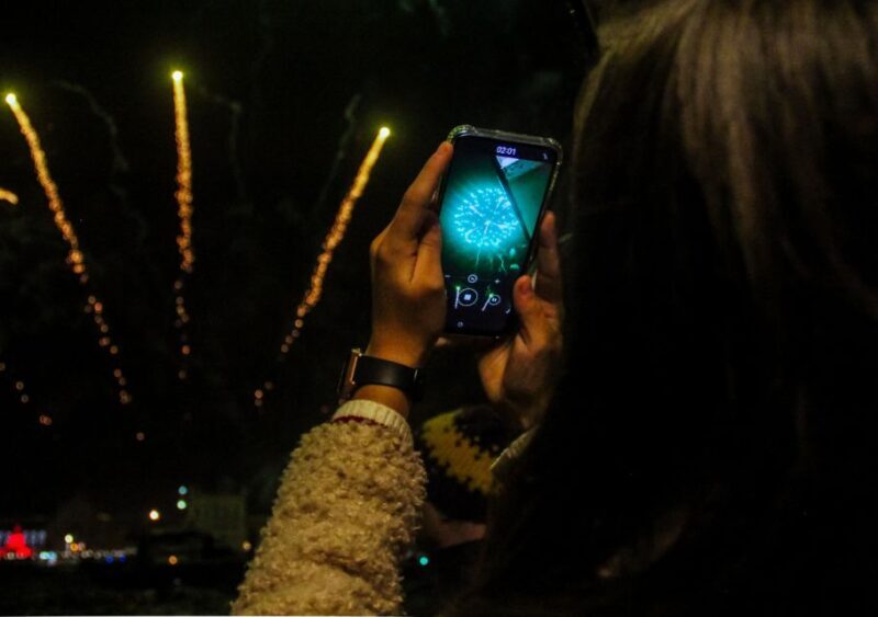 Lisbon: New Year's Eve with Live Dj Fireworks and Open Bar - The Sum Up