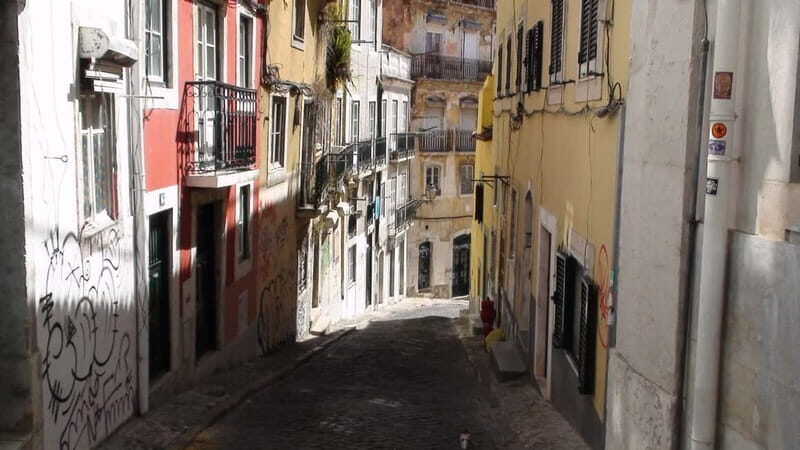 Lisbon: Off the beaten path Downtown Walk with a Local - Discover Lisbon Off the Beaten Path: Downtown Walk with a Local