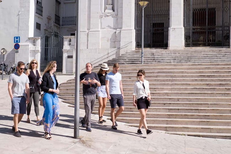 Lisbon: Off the beaten path Downtown Walk with a Local - FAQ