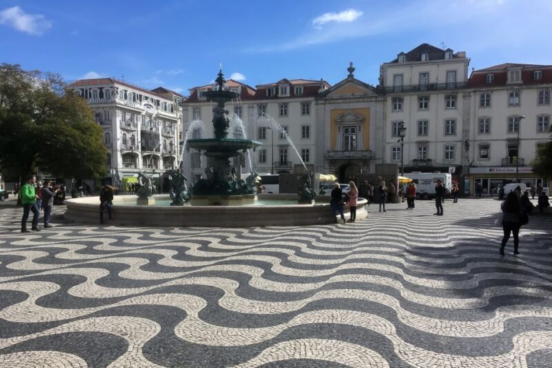 Lisbon: Old Quarter Highlights Tour - The Sum Up