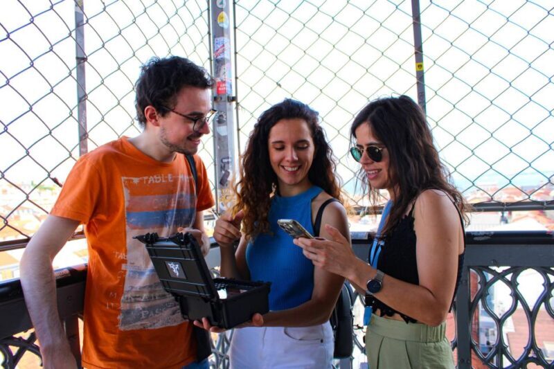 Lisbon: Old Town Immersive Escape Game with Live Actors - The Interactive Element