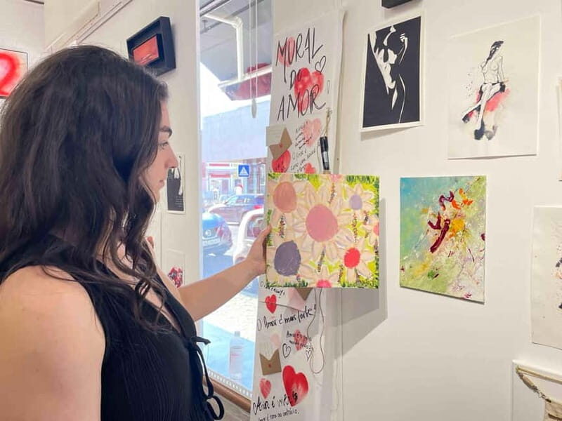 Lisbon: Painting Class in an Art Gallery - Key Points